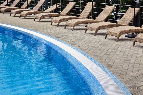 Cost of Poolside Hardscaping in Santa Clarita